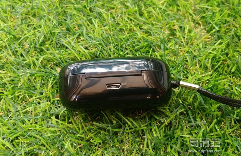 低调但性价比超高--芒果嗨Q小Q真无线蓝牙耳机