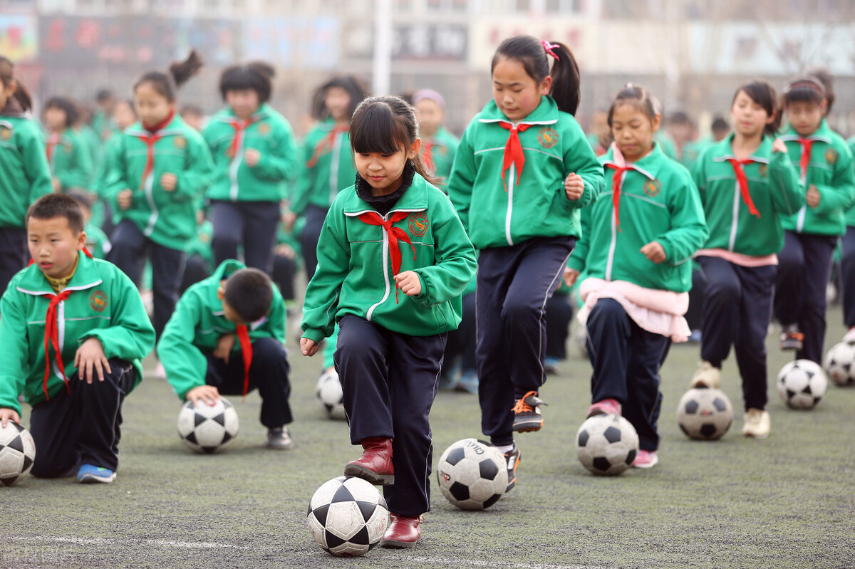 从足球中我们学到了什么,我的足球回顾