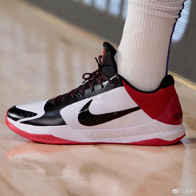 耐克曼巴精神球鞋,耐克科比5哪个配色最值钱