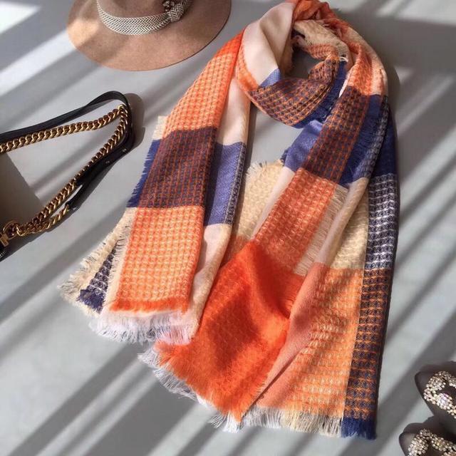 今年最流行的十款围巾,今年最潮围巾15种戴法视频