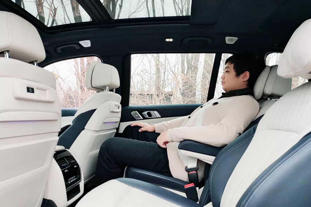 迈向奢华新高度全方位体验宝马X7