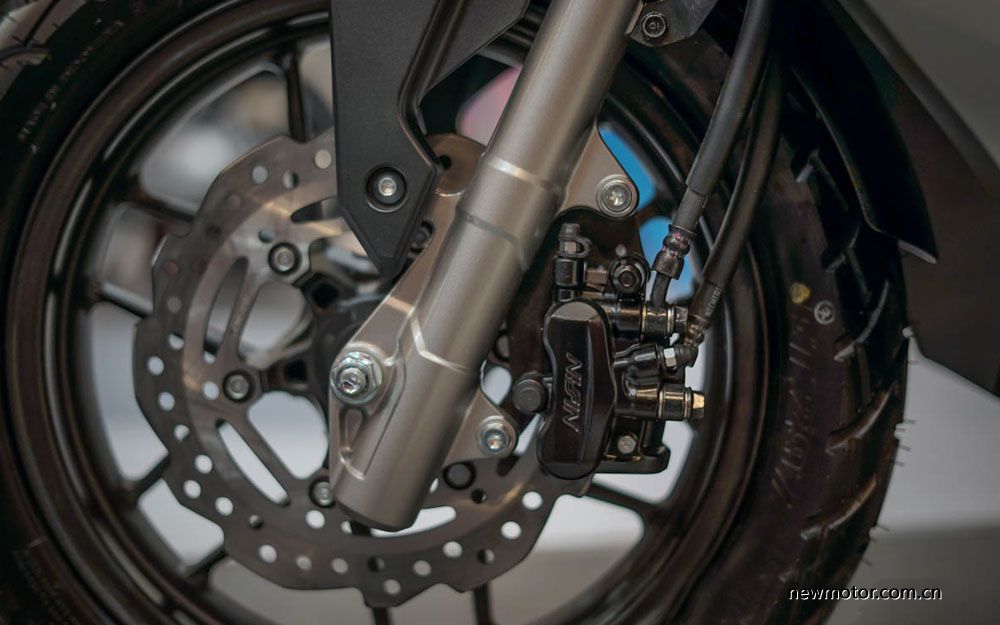 本田x-adv150摩托车,本田x-adv150试驾