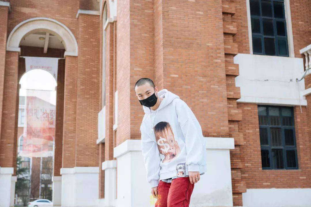 自从藏龙岛有了南延线，我就再没羡慕过别人家的学校！