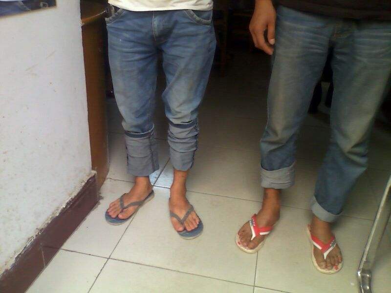 花椒生姜泡脚可以治疗脚气和痒吗,艾叶生姜花椒泡脚去脚气