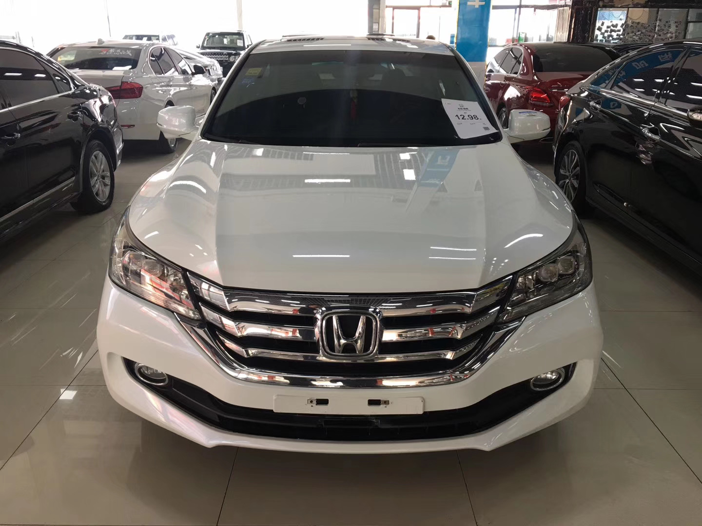 二手车2.4雅阁和2.4凯美瑞哪个好,16年雅阁2.4舒适版二手车卖多少钱