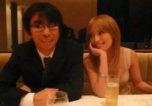 滨崎步双耳失聪了吗,失聪后的滨崎步现状