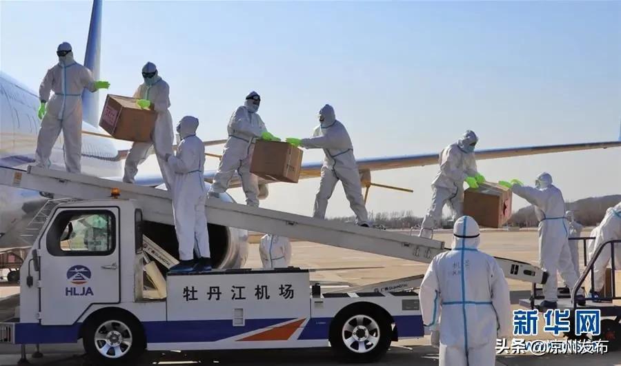 军队新冠肺炎防控任务启示录,在抗击新冠疫情的战役中