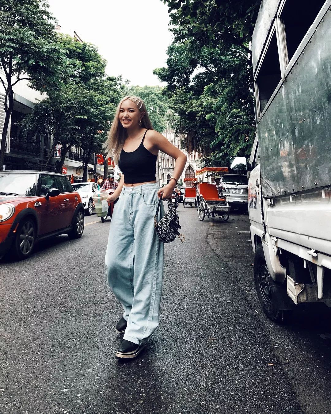 韩国撞脸宋慧乔的年轻女明星,长相甜美撞脸宋慧乔