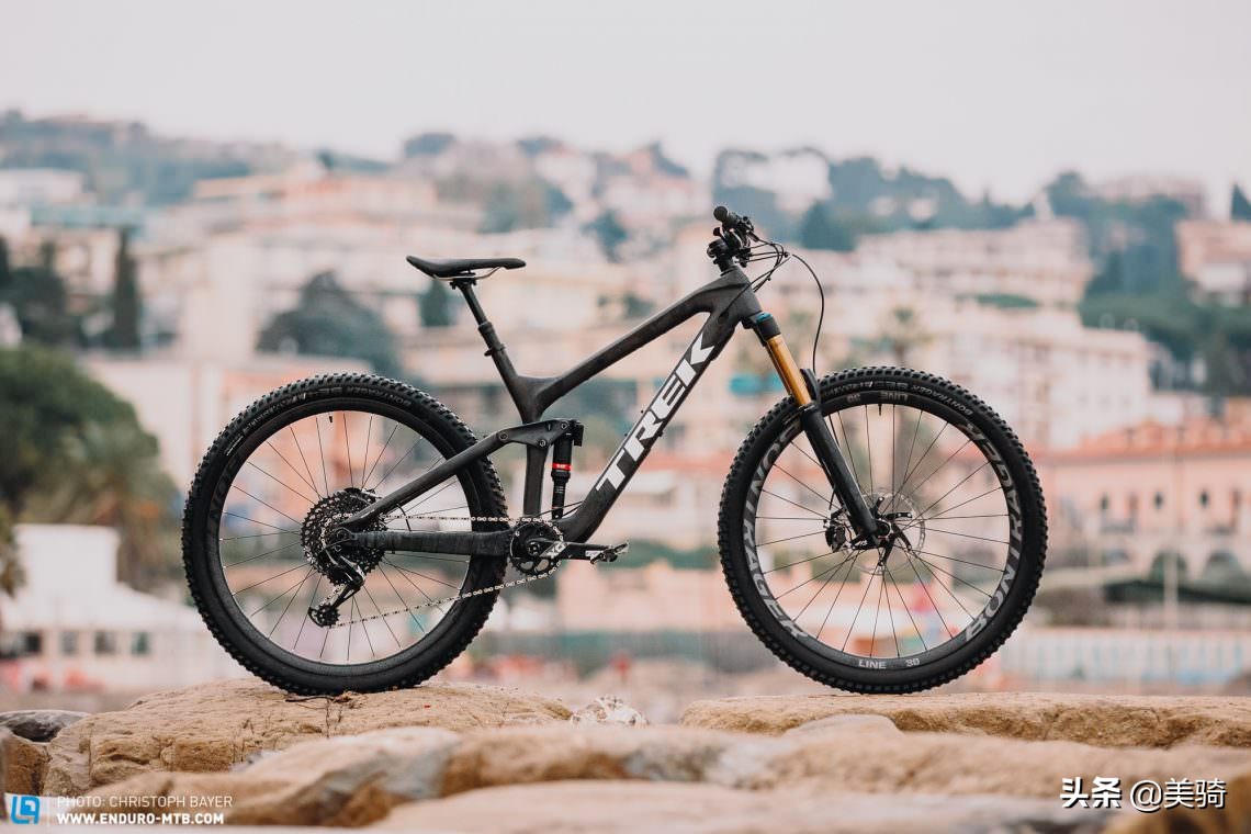 山地车的避震为什么那么硬,山地车有避震就可以为所欲为吗