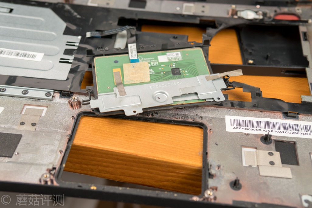 转轴断了维修多少钱,联想y400拆散热铜导管