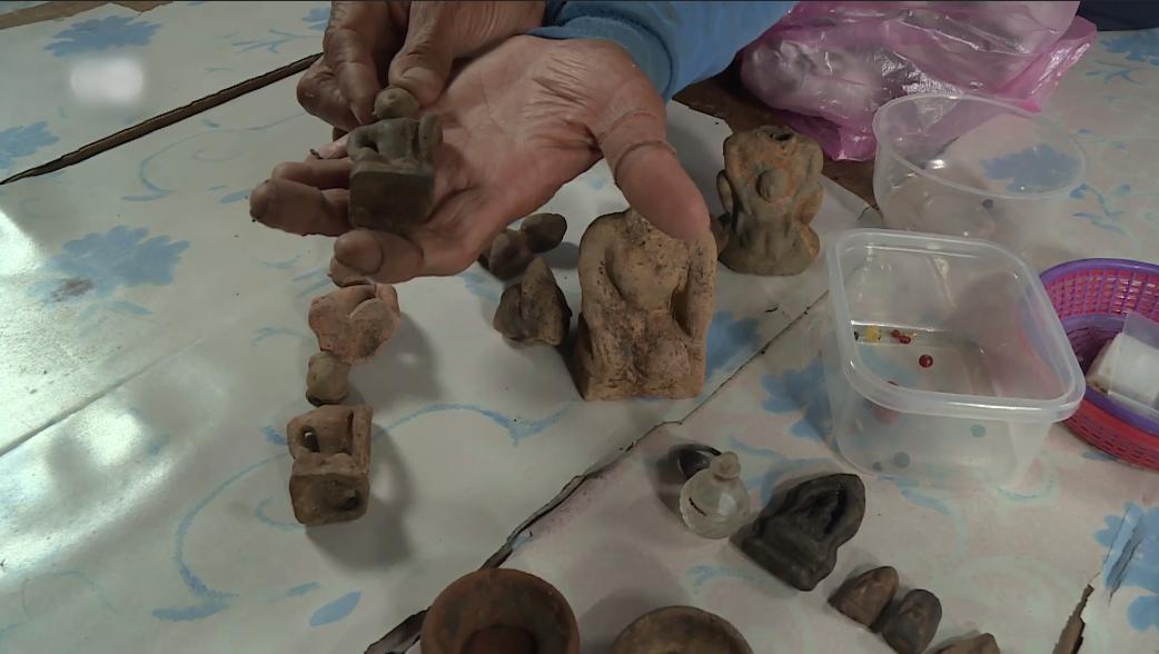 泰国水下寻宝者 (泰国的寻宝淘金者)