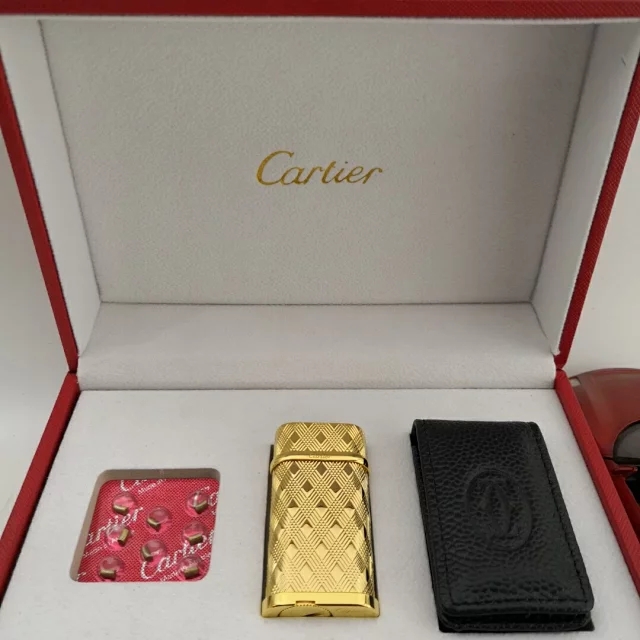 号称“三昧真火”打火机的卡地亚，打败“Zippo”秒杀“佐罗”