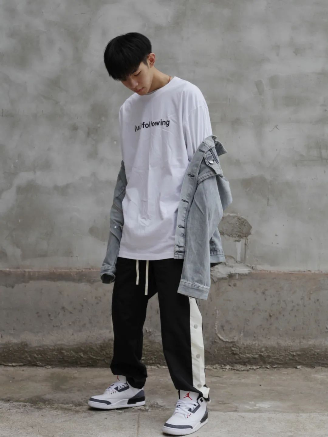 换季服饰绝对不能少,经典百搭又时髦的牛仔外套