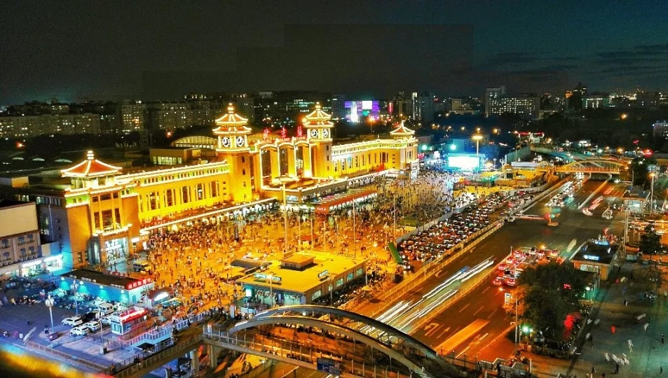 珍贵影像！这里的第一张火车票被毛主席买走