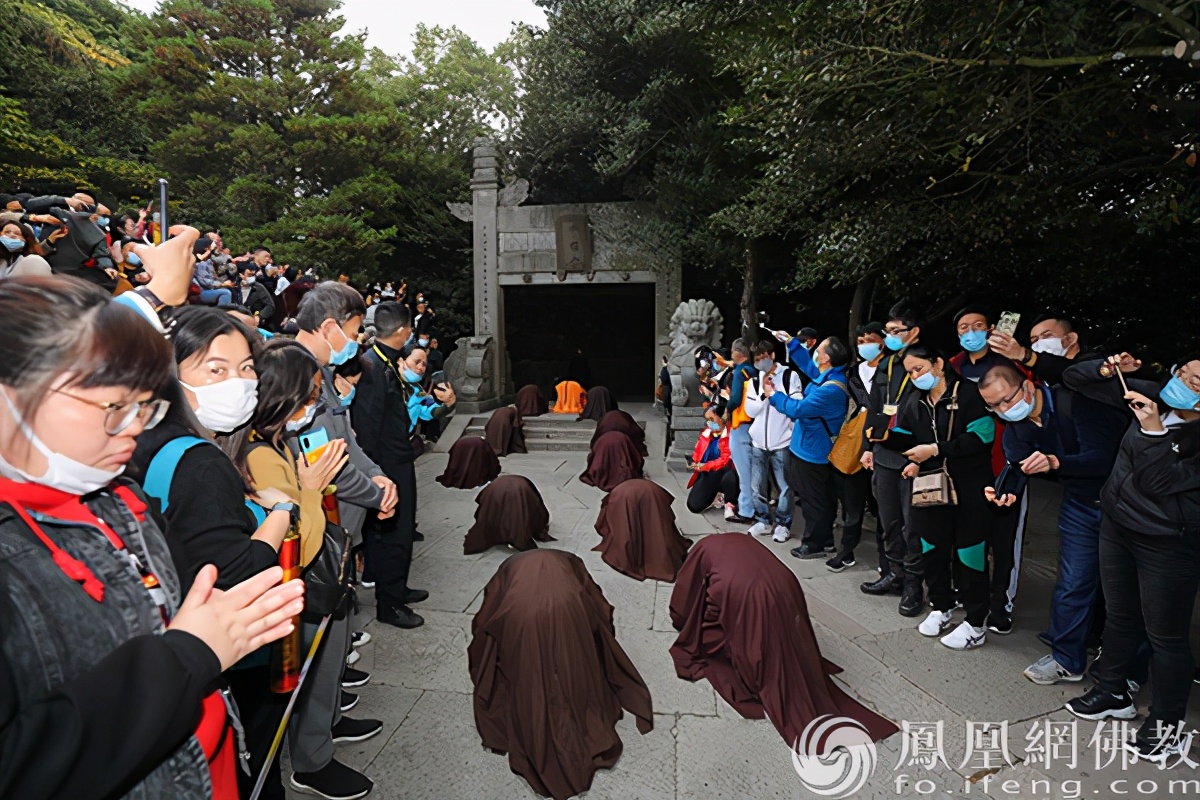 三步一拜普陀山完整版免费,普陀山南海观音礼佛