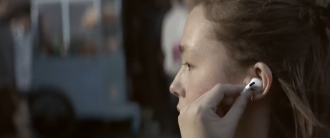 苹果airpods广告,苹果airpods广告2017年