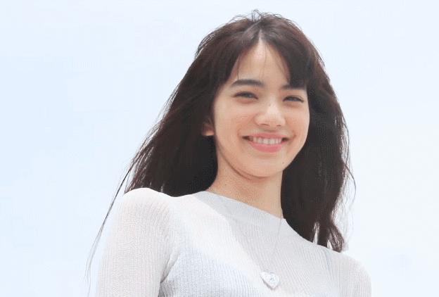 dior变色唇膏老款和新款 (黑皮dior变色润唇膏)