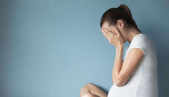 孕后分泌物增多,孕期分泌物多感觉很潮湿