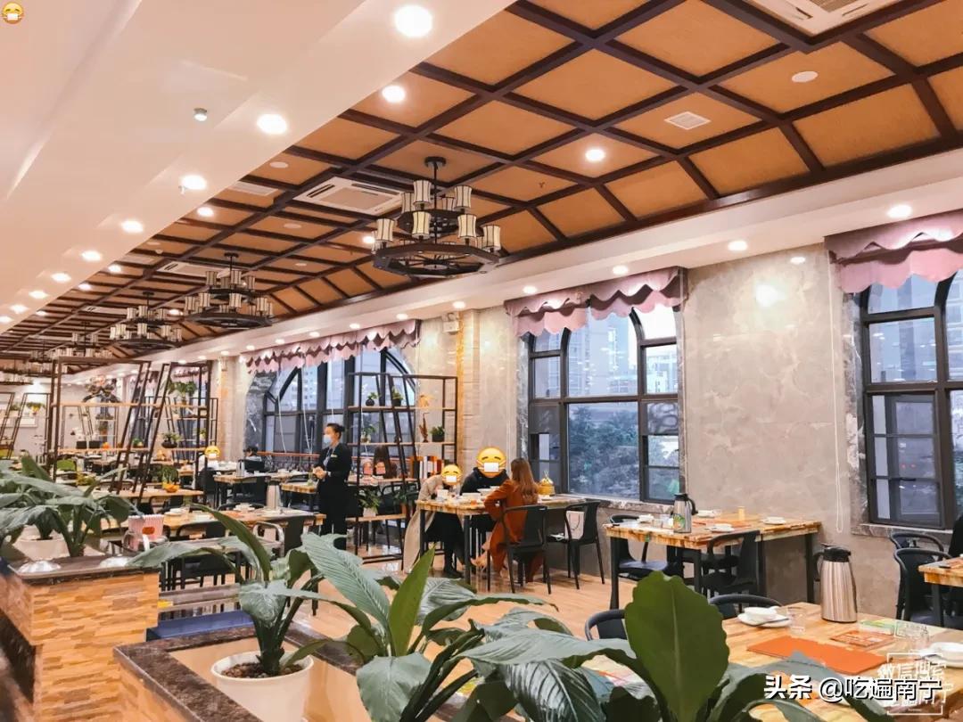 南宁火爆排队小吃,广西南宁最火的网红打卡店