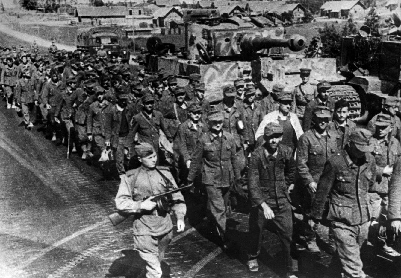 德军在莫斯科为何不抢苏军棉衣,德军在苏联集中营有多惨