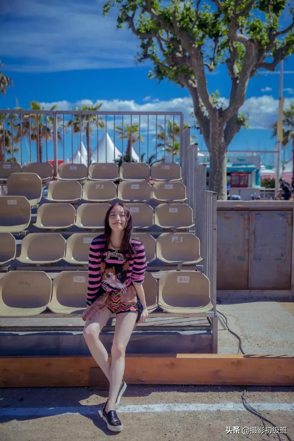 拍照怎么摆姿势更自然,如何拍照姿势不僵硬