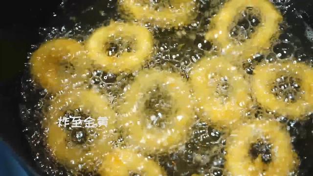 酥到掉渣粤语,酥炸鱿鱼圈炸几分钟
