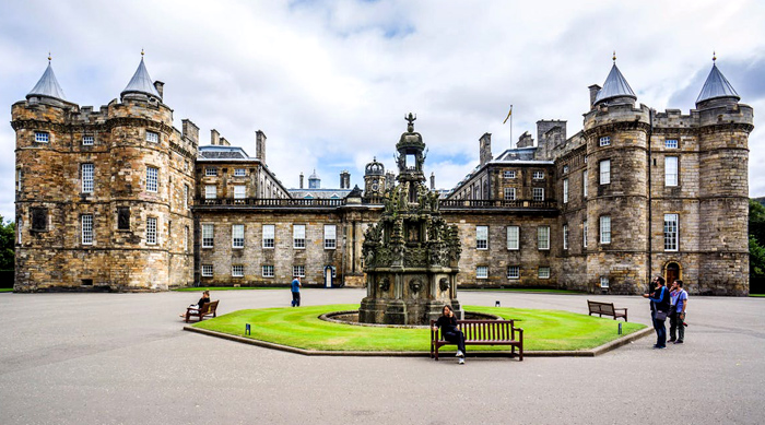 英国爱丁堡房价最新价格,英国爱丁堡全景图