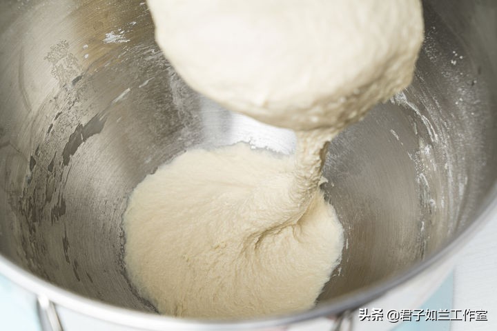 哪种高筋面粉做面包好,哪个牌子的高筋面粉做面包好吃