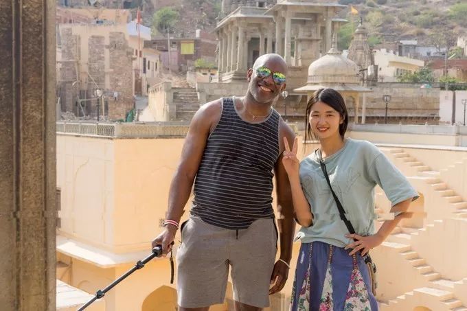 印度这座老城，房子都是粉色，去亚洲最豪华电影院只要几十元