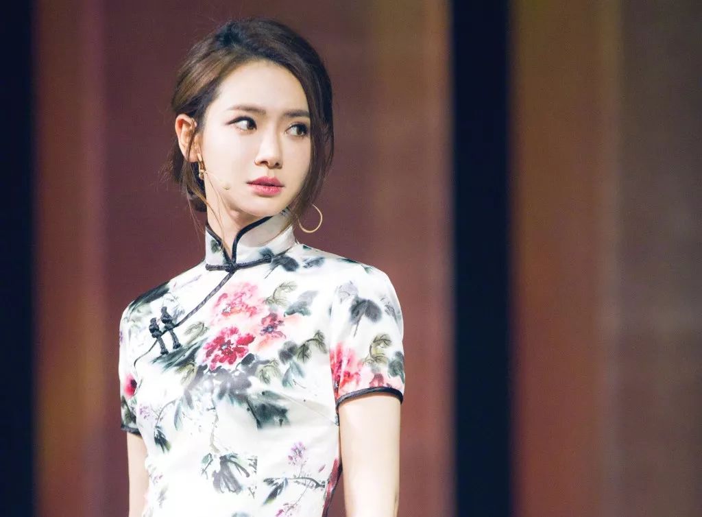 张天爱视频用的保养护肤面霜,张天爱作息曝光视频