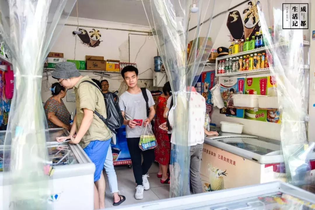 夏天成都走街串巷批发雪糕,成都食品批发市场雪糕