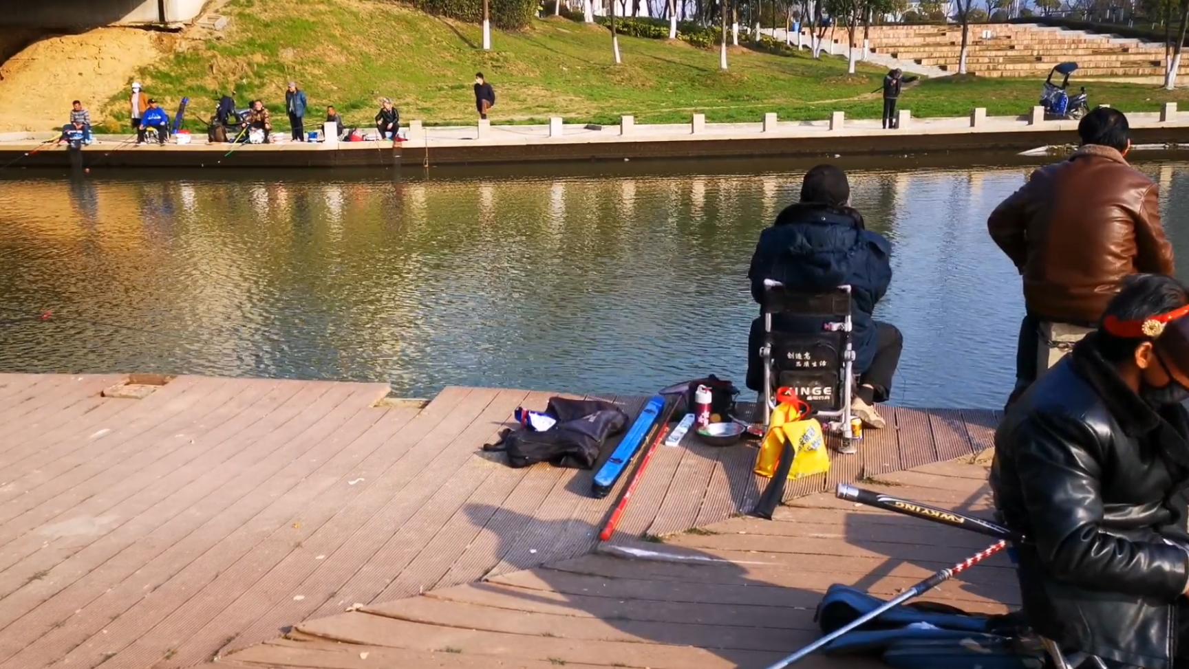 南京启迪大街探钓，僧多粥少，渔获不多，只为渔乐
