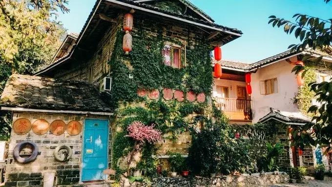 去漳州玩住厦门还是漳州,旅游去厦门还是去泉州