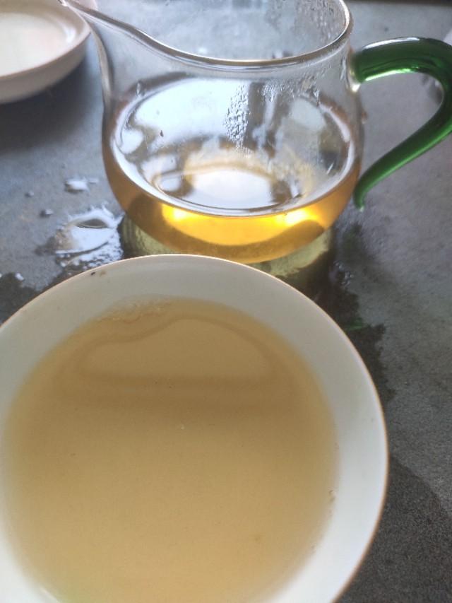 2007年龙润楚兰生茶价格,龙润楚兰生普洱茶