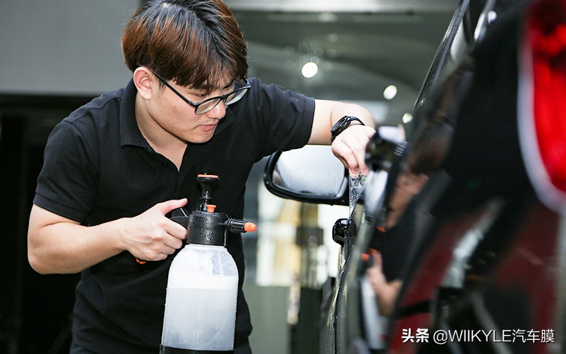 玻璃贴膜有气泡会慢慢消失吗,汽车贴膜有气泡久了会消失吗