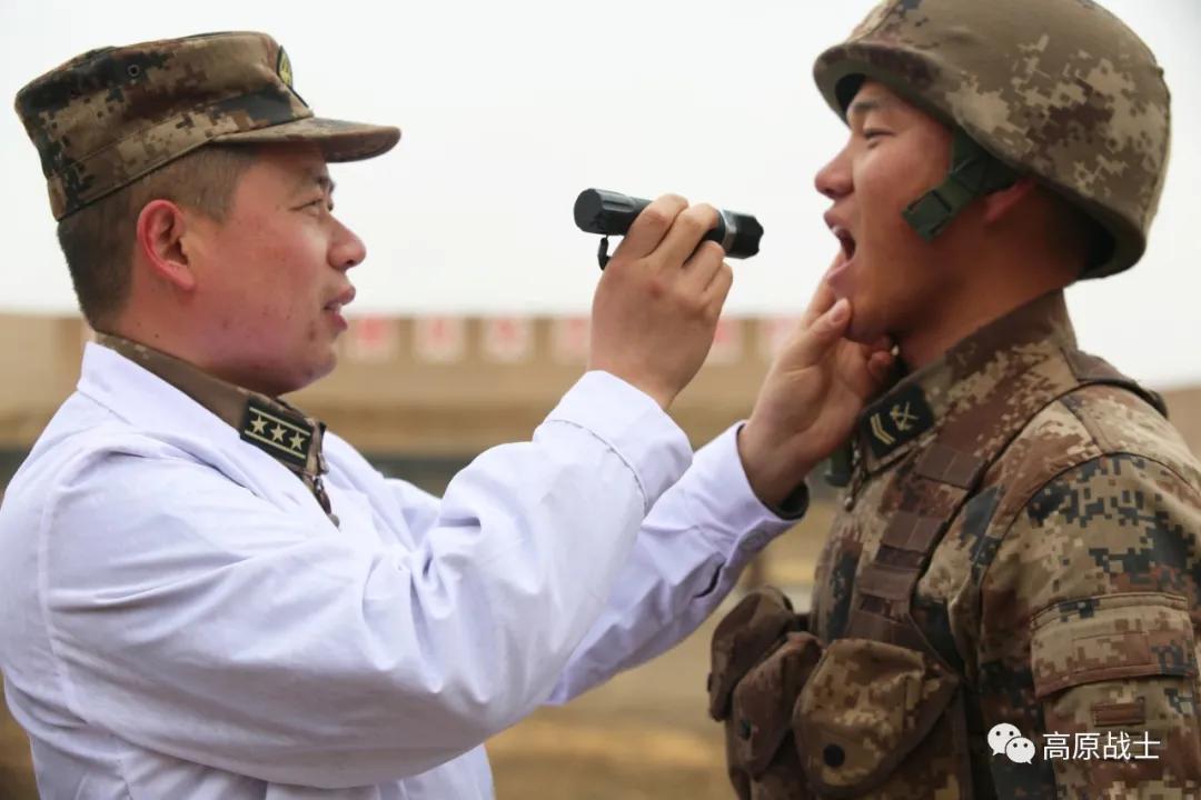 建功基层好军医丨白衣执甲,守望“生命禁区”