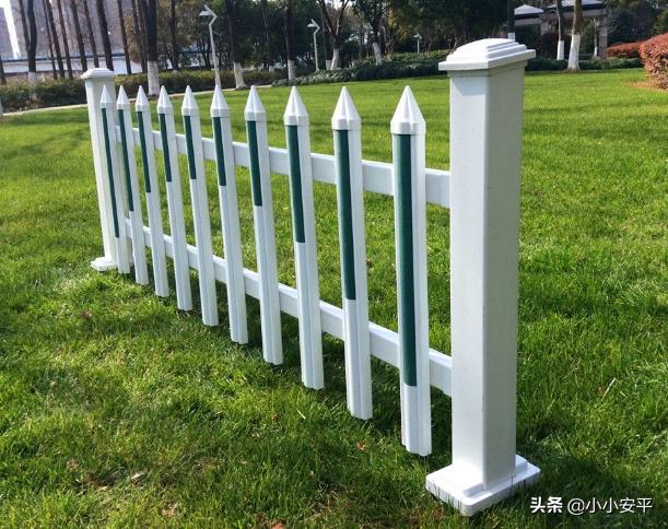 大街上护栏,马路中间的护栏学名叫什么