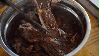 柴火灶铸铁大锅,大铁锅炖羊肉面