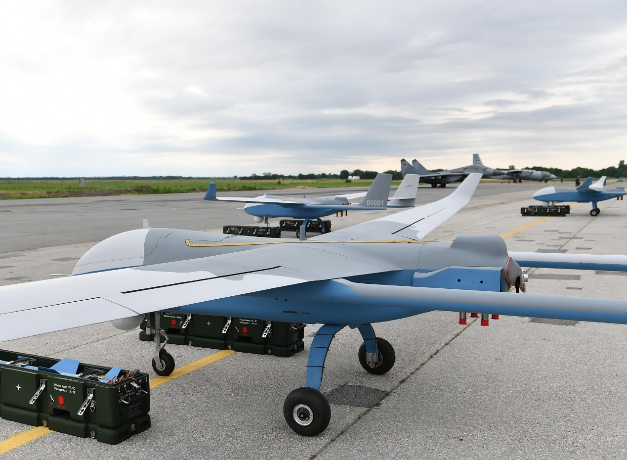 中国无人机打开欧洲市场，均价100万美元，塞尔维亚爱不释手