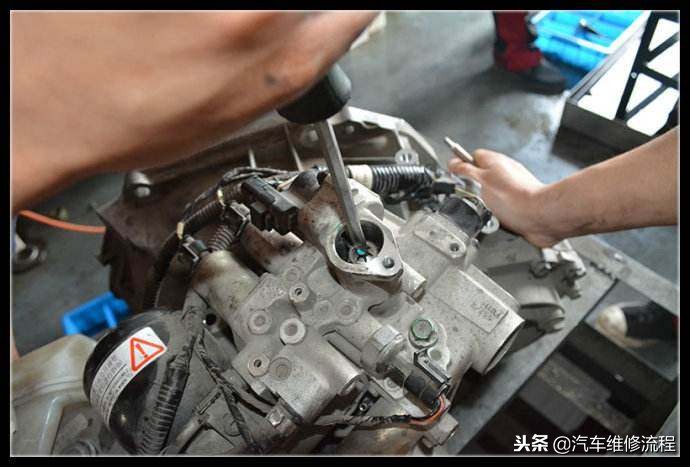 变速箱高速不跳挡什么原因,变速箱不升挡解决方法