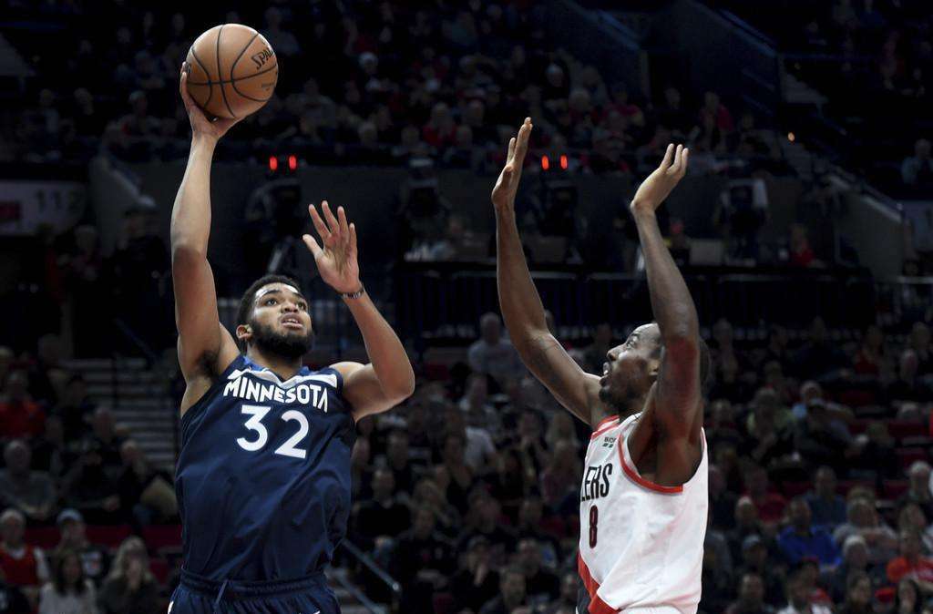 用这几个招式轻松上王牌,用这招一定可以把你的防守人晃飞