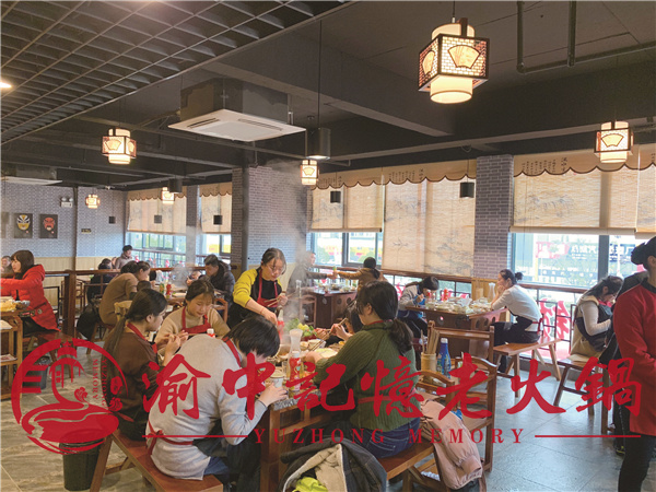 加盟一个火锅食材店的前景怎么样,火锅加盟店怎么经营好