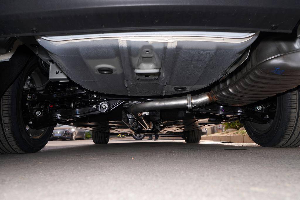 名图顶配,现代名图买自吸还是带t