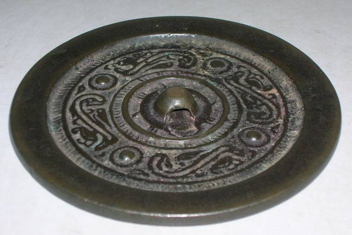 商代真品铜镜380厘米12生肖大铜镜,古代的铜镜什么图案最有收藏价值