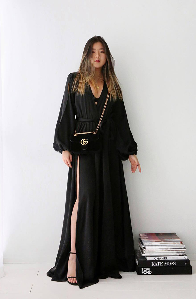 微胖女生穿宽松的大衣还是修身的,微胖女生穿白好看还是穿黄好看