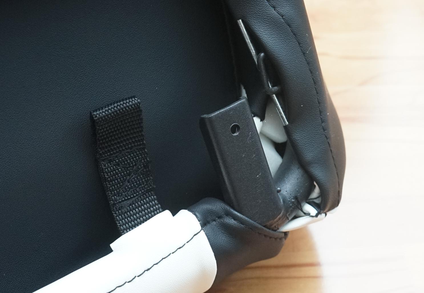 迪锐克斯dxracer电竞桌,甜品级显卡