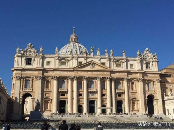 梵蒂冈教皇艾米,梵蒂冈教皇