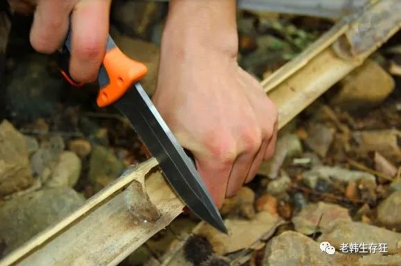 生存狂全套装备视频,生存狂开发山洞囤物资