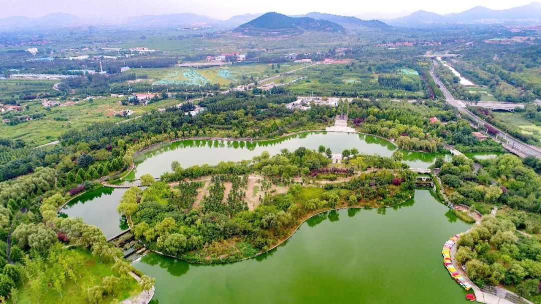 立秋时节让我们走进济南高新区彩虹湖