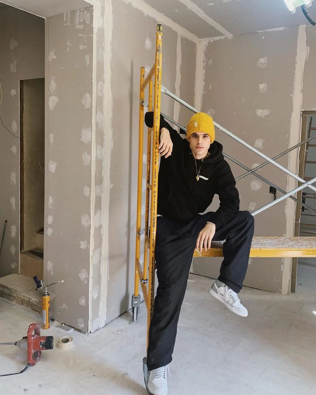 西班牙高颜值男模27岁,西班牙男身高